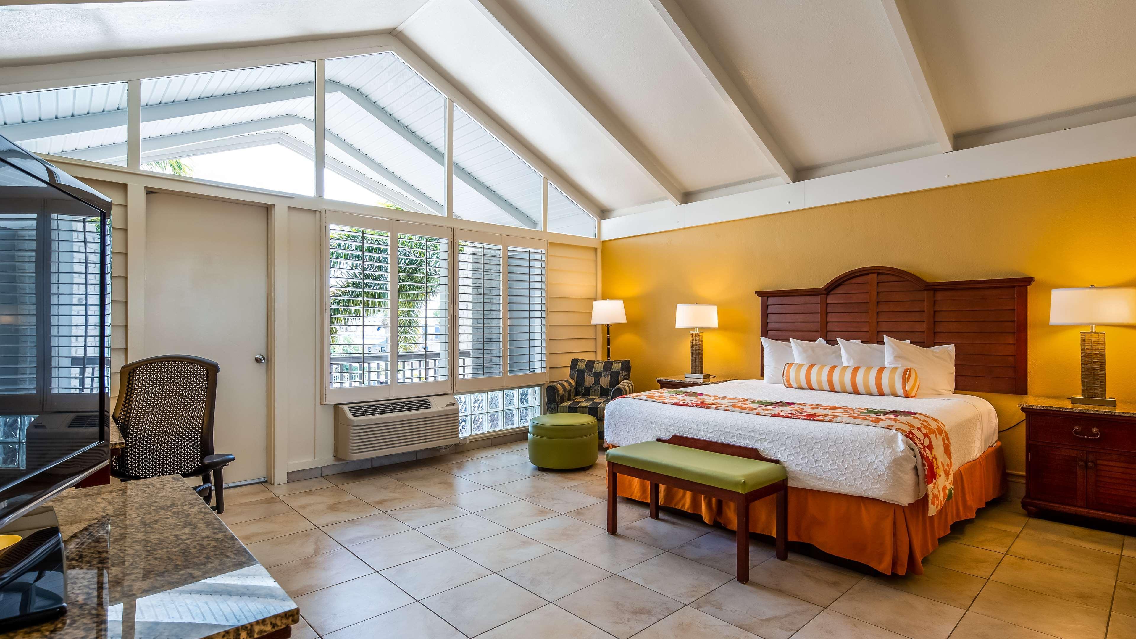 Best Western Plus Yacht Harbor Inn Dunedin Extérieur photo