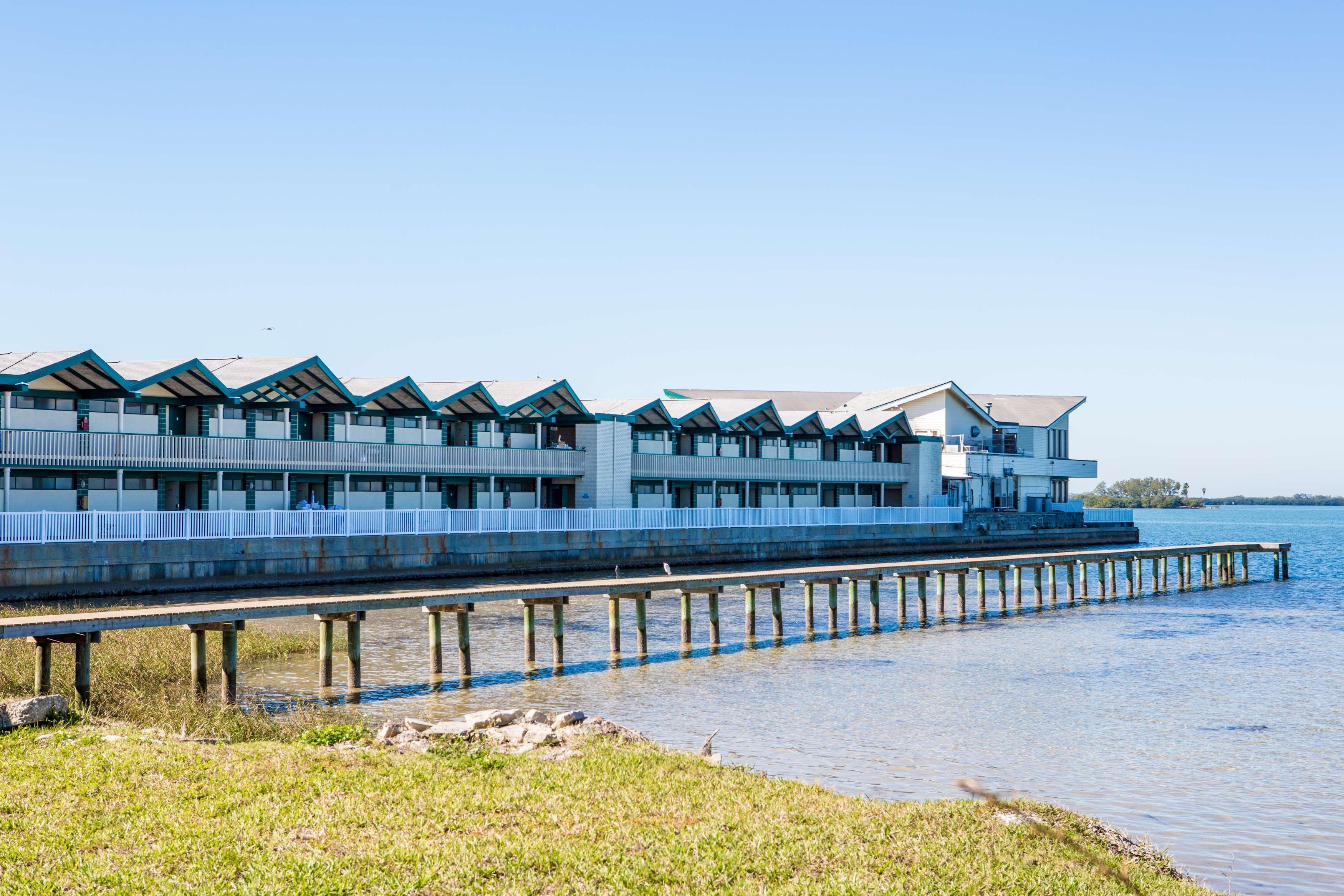 Best Western Plus Yacht Harbor Inn Dunedin Extérieur photo