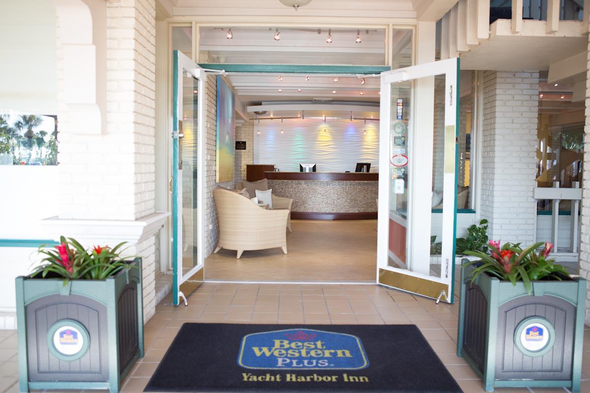 Best Western Plus Yacht Harbor Inn Dunedin Extérieur photo